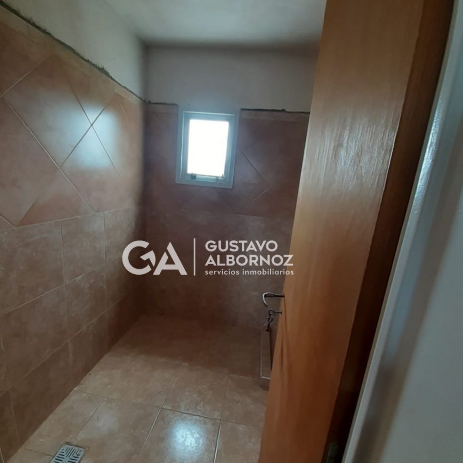 Casa en venta, en Villa Amancay