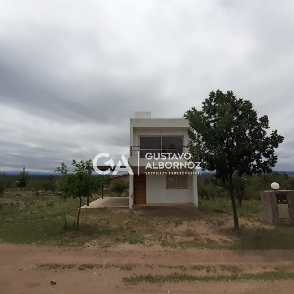 Casa en venta, en Villa Amancay