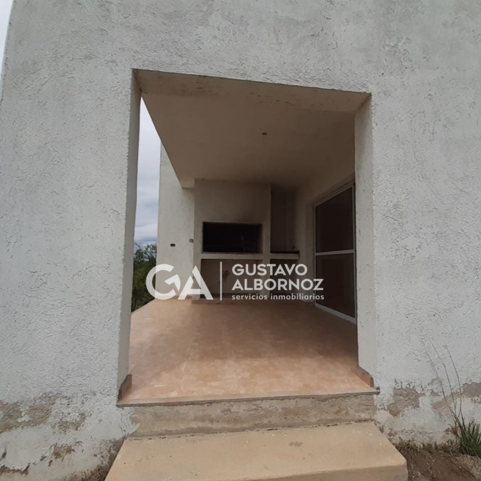 Casa en venta, en Villa Amancay