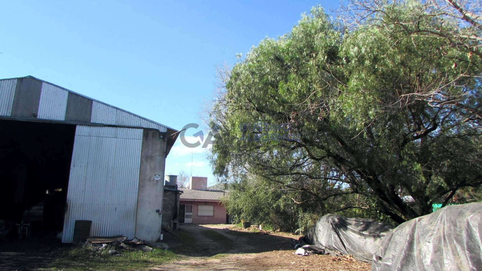 En Venta - Galpon - Deposito Sobre Ruta 5