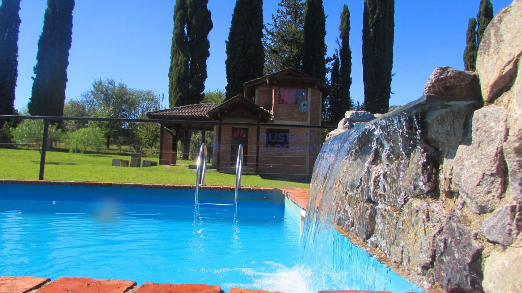 complejo de cabañas en venta en Villa Amancay