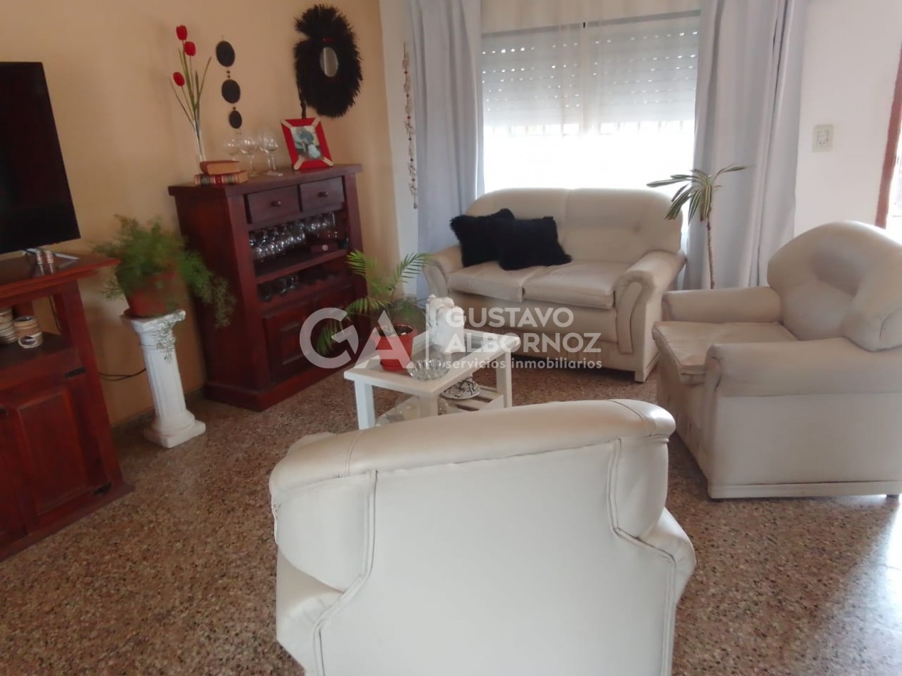 Casa en venta en Villa Amancay