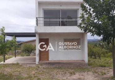 Casa en venta, en Villa Amancay