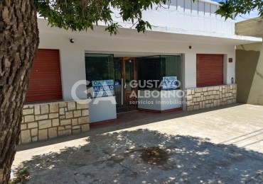 Local con departamento en venta