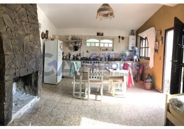 casa mas cuatro departamentos en venta en Villa Amancay, mzn 45 LOte 15 y 16
